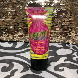 Pineapple face mask
